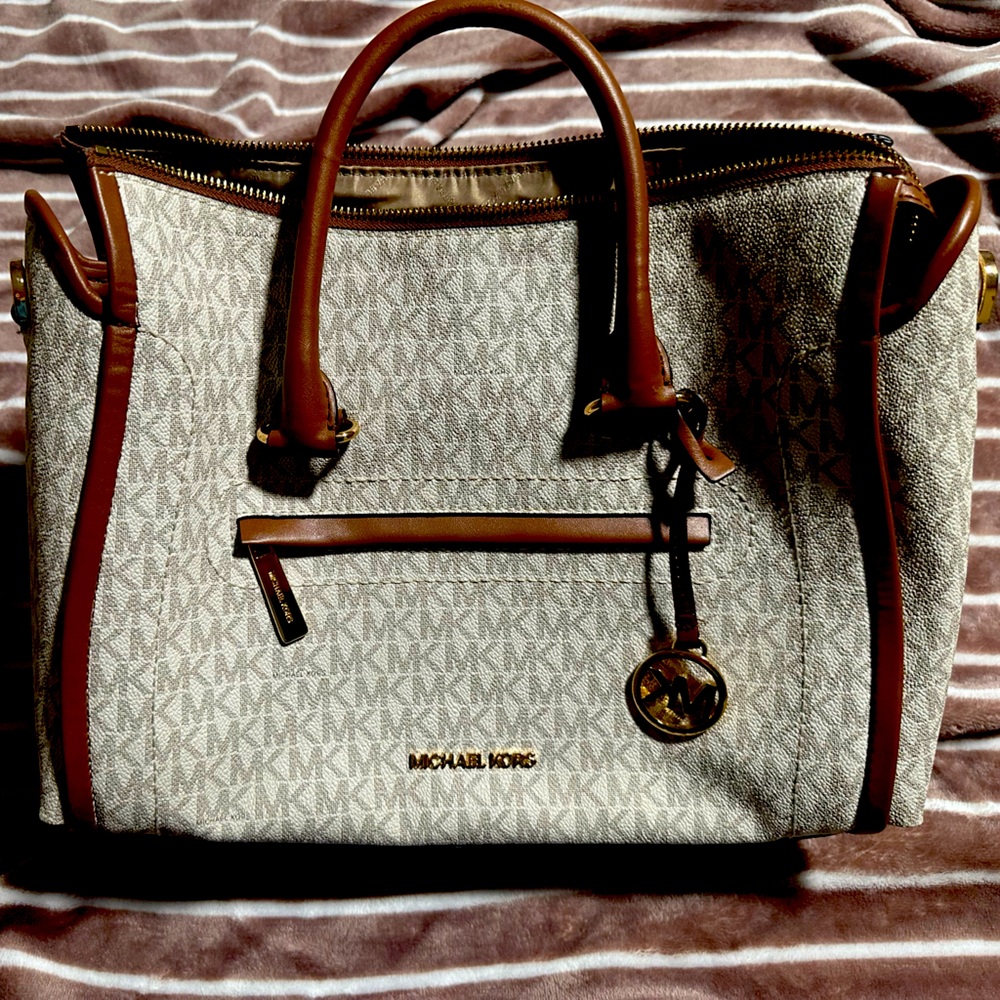 Michael Kors medium tote